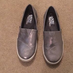 Grey/Silver Bobs